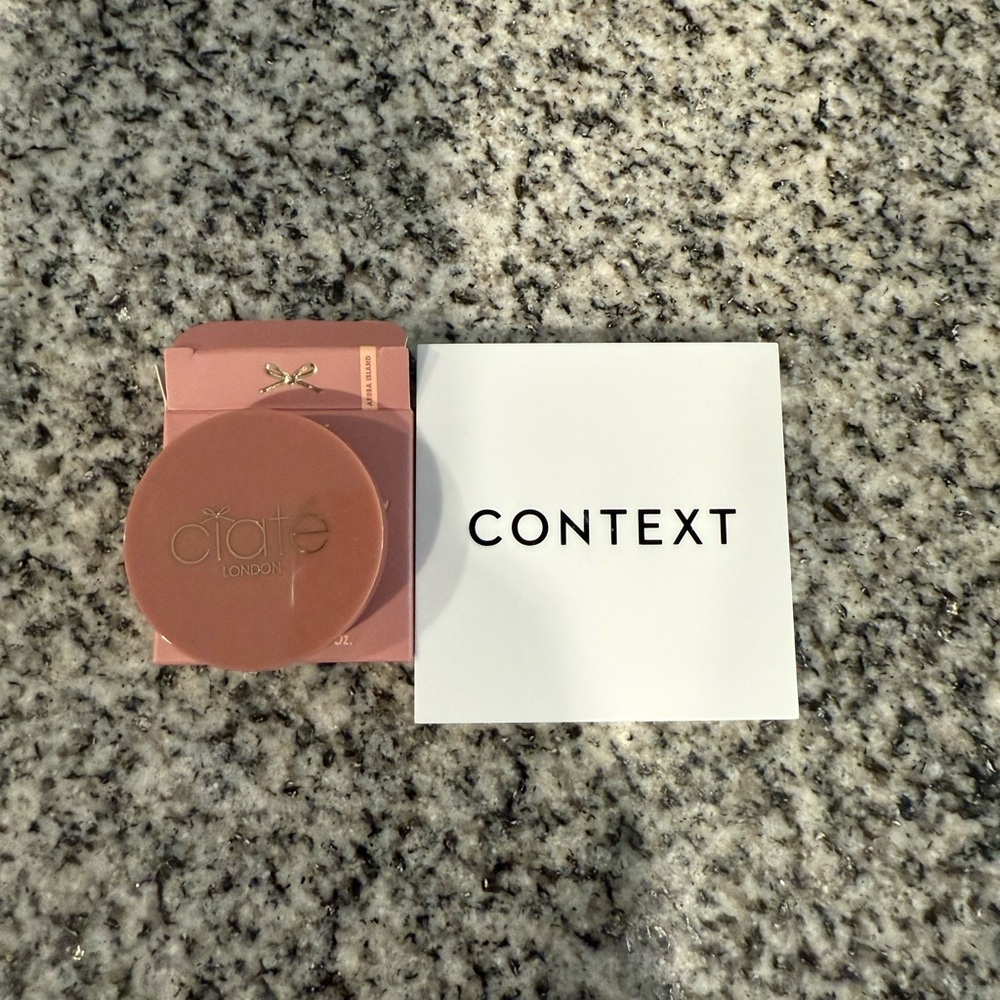 2 Sample Bronzers - Picture 2 of 2